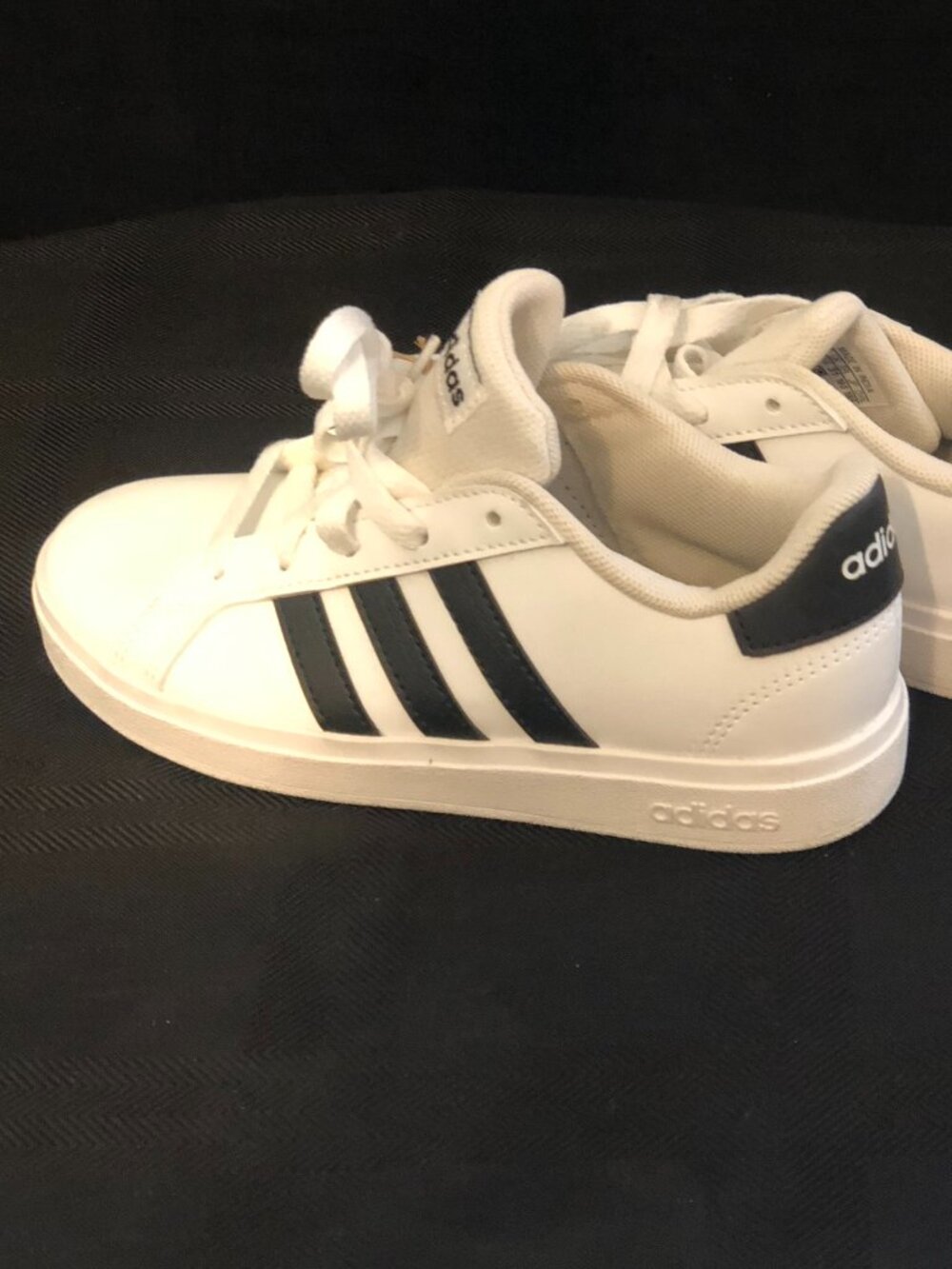 NWT Adidas Grand Court 2.0 Sneakers White Black GW6511 Size 13K